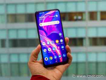 Foldable phones are coming, even if they've hit a bit of a roadblock     - CNET