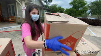 Canceled school events give these Houston teens opportunity to give back to families in need