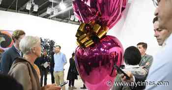 As the Art World Goes Online, a Generation Gap Opens