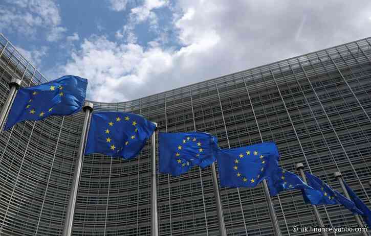 EU banks shouldn't pay dividends this year, watchdog says
