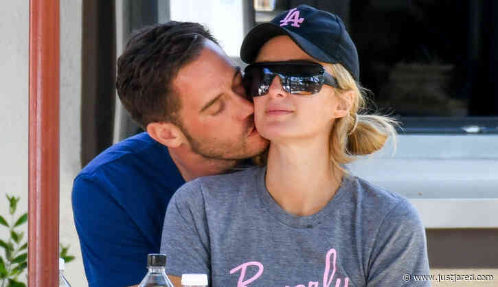 Paris Hilton & Boyfriend Carter Reum Pack on PDA at Outdoor Restaurant
