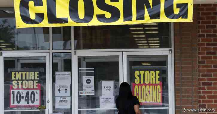 U.S. economic growth ended in February and began recession, experts say