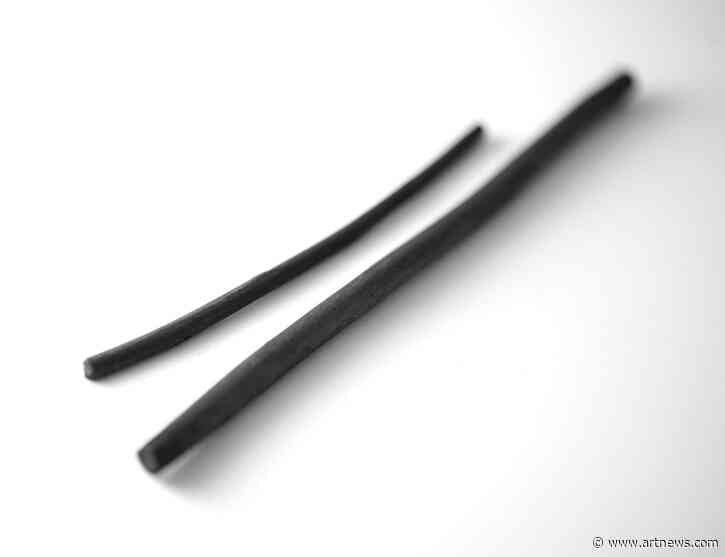 The Best Vine and Willow Charcoal for New Effects on the Page