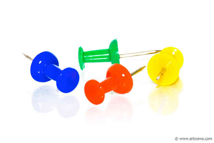 Here are the Best Pushpins for Your Studio and Workspace