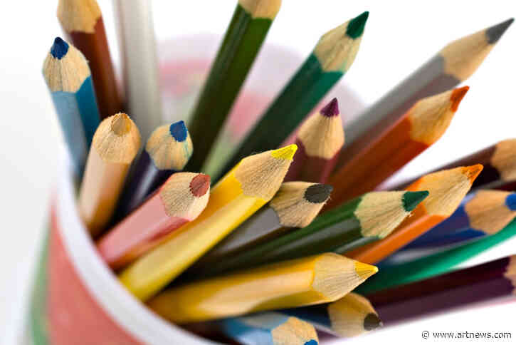 The Best Pencil Cups to Hold Your Pens, Markers, Brushes, and More