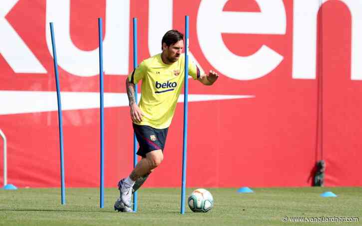 Lionel Messi returns to Barcelona training following injury scare