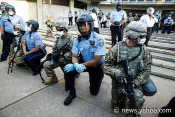 Guard Won’t Punish Soldiers Who Took a Knee at Protests