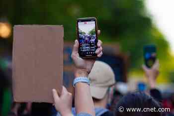 How to protect your phone (and your privacy) at a protest video     - CNET
