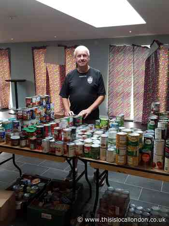 Tooting & Mitcham Football club help feed Merton