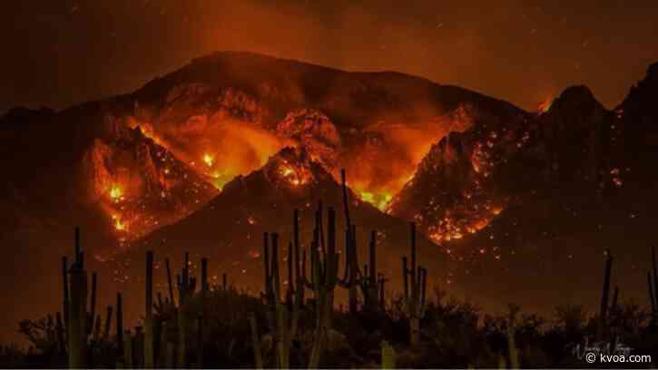 Two major wildfires burning in southern Arizona