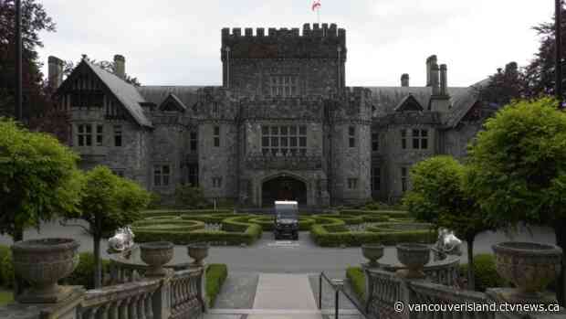 UVic professor says Royal Roads should revoke degree after W. Brett Wilson's 'race card' tweet