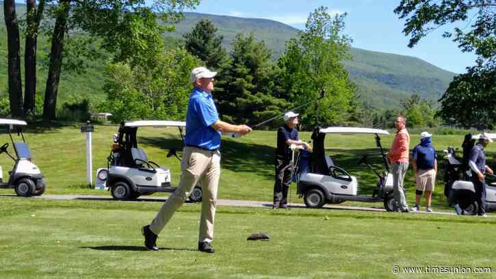 Golf column: Courses reporting heavy volume of play during pandemic