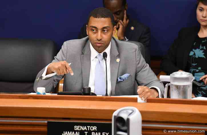 Legislature votes to repeal statute shielding police disciplinary records
