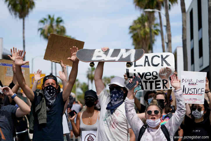 George Floyd protests challenge politicians to act
