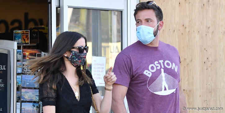 Ben Affleck & Girlfriend Ana de Armas Run Errands Together in LA