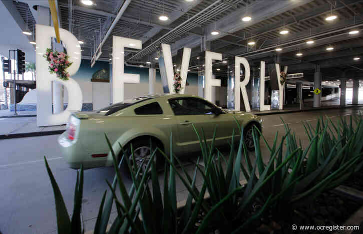 Mall owner Simon Property wants out of deal to buy rival Taubman