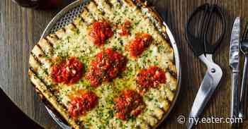 Emmy Squared’s Rhode Island-Style Pizza Shop Violet in the East Village Closes Permanently - Eater NY
