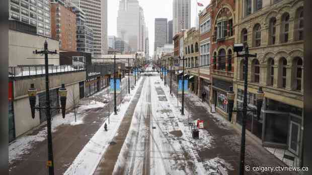 COVID-19 cases will go up as Alberta reopens many activities: health experts