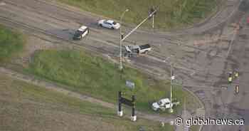 Man in stolen truck leads officers through 3 Alberta communities: Edmonton police