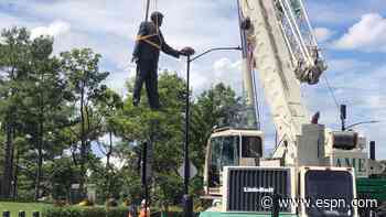 Jerry Richardson has 'moved on' from statue