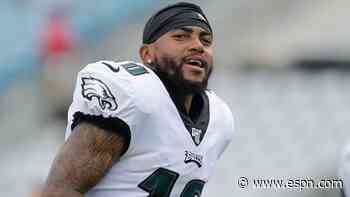 Eagles' Jackson has cleats made to honor Floyd