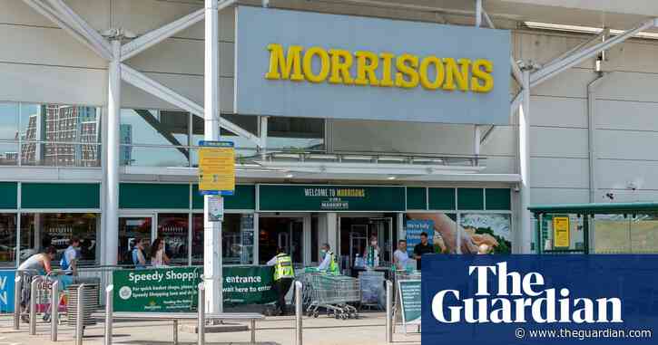 Morrisons: a third of shareholders revolt over executive pay