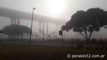 Cierran el tránsito en el Puente Victoria-Rosario por la escasa visibilidad que provoca la niebla - Paralelo 32