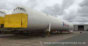 Warning over 140ft lorry which will take FIVE DAYS to pass through