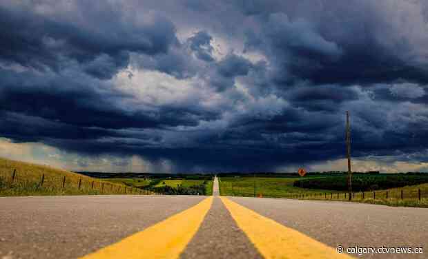 Heat warnings and thunderstorm watches issued aross southern Alberta