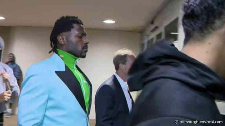 Antonio Brown Gets 2 Years Probation And Must Attend Anger Management Program After Fight With Moving Truck Driver In Florida