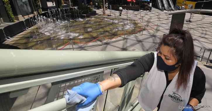 Some states hit pause, others press on amid spike in virus
