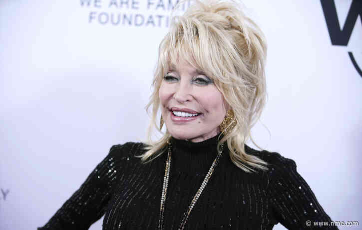 Petition launched to replace KKK leader’s statue with Dolly Parton