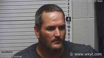 Man accused of hitting deputy in the face with medical tray - WKYT