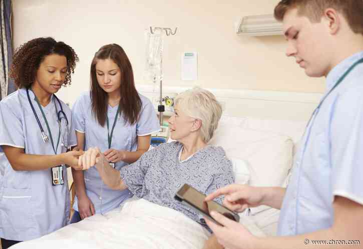 Nurses can take advantage of higher education opportunities