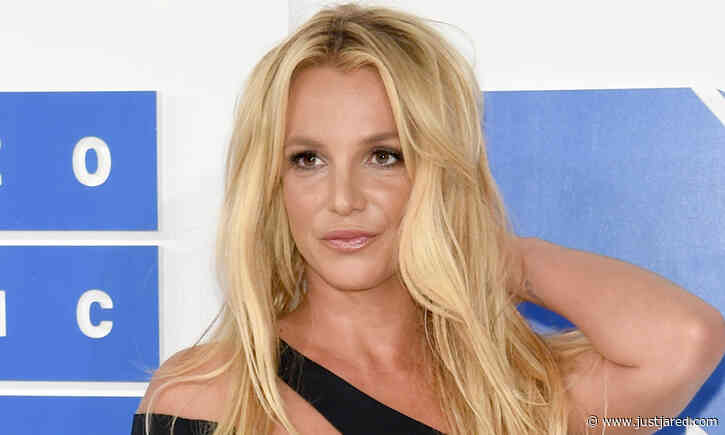 Fans Wants Britney Spears Statues to Replace the Confederate Statues in Her Home State!