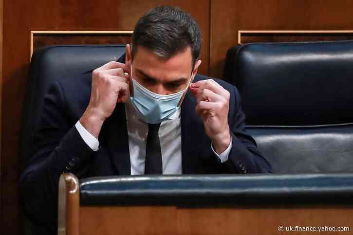 Spain plans 3.7 billion euro auto sector aid package, says PM