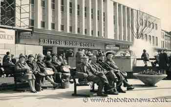 Taking in the sunshine on Bolton's Victoria Square in 1968 - The Bolton News