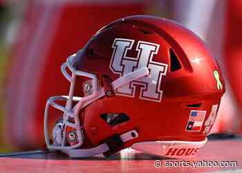 Coronavirus: Houston stops workouts after 6 test positive - Yahoo Sports