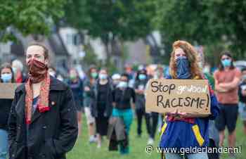 Wagenings park net groot genoeg voor demonstratie: ‘Alleen samen krijgen we racisme en discriminatie eronder’