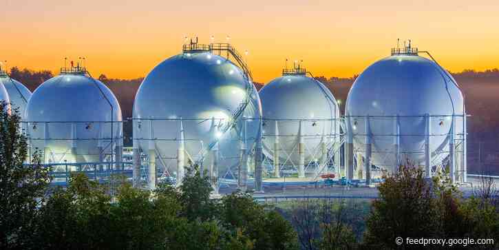 Goldman Sachs handpicks 6 oil refining stocks to buy now — and one to avoid — as the energy market recovery stalls
