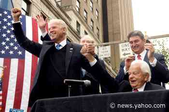 Fact check: Photo shows Biden with Byrd, who once had ties to KKK but wasn't a grand wizard