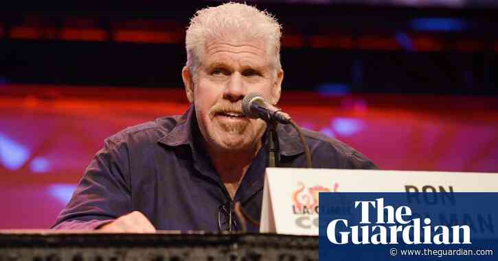 Hellboy actor Ron Perlman challenges Ted Cruz to $50,000 charity wrestling bout