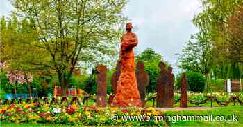 Knife-wielding gang of six target victims in park robbery