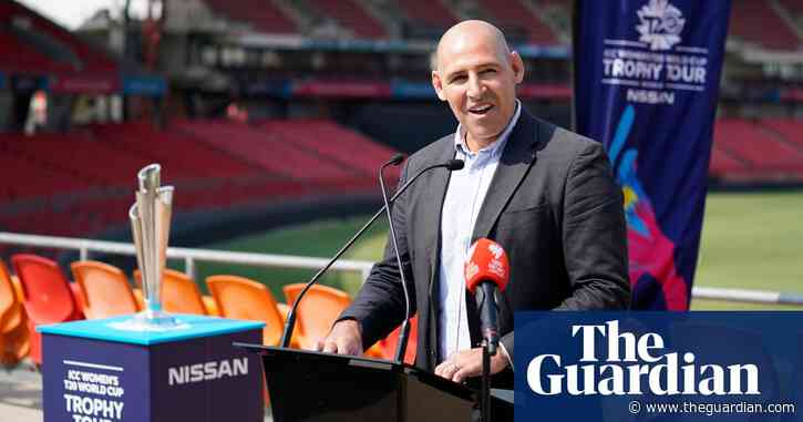 Cricket Australia appoint Nick Hockley as interim replacement for CEO Kevin Roberts