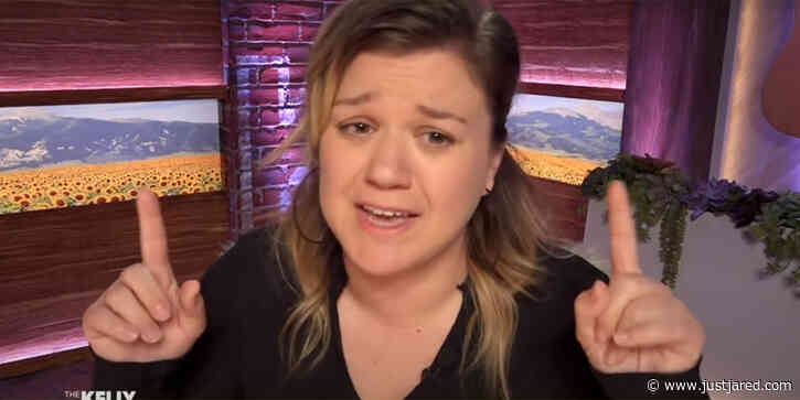 Kelly Clarkson Spotted Without Her Wedding Ring After Announcing Divorce From Brandon Blackstock