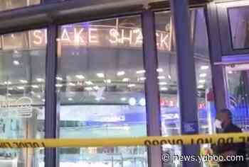 NYPD probing possible bleach in shakes cops got at Shake Shack