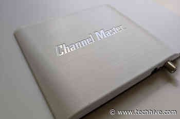 Channel Master Smartenna+ review: This TV antenna tunes itself to pull in all the channels it can