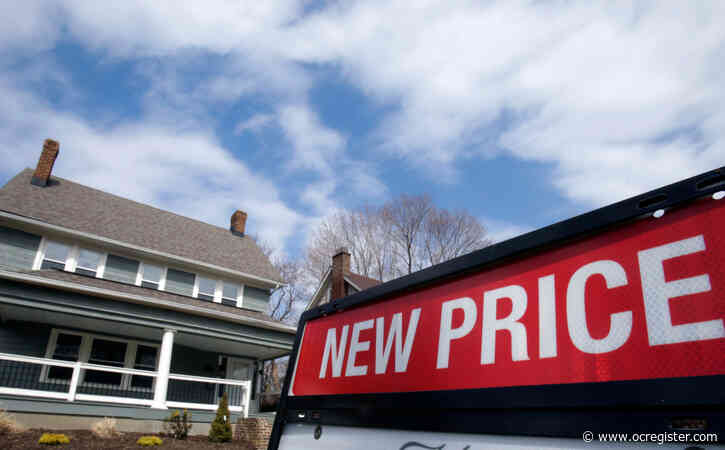 Calif. house sales fell 41% during virus lockdown, Realtors report