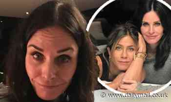 Jennifer Aniston sends her love to birthday girl Courteney Cox