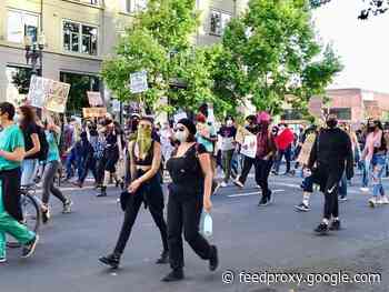 Amid George Floyd protests, weaponized misinformation floods social media     - CNET